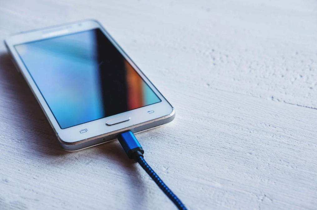 スマホ充電できない